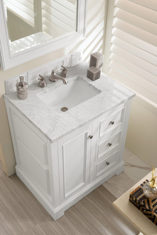 31.25 Inch De Soto Freestanding Vanity in Bright White / Carrara White Top