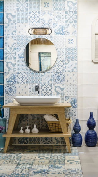 CHASSIS 2 LIGHT VANITY