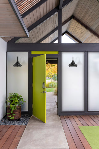 NEWBRIDGE 1LT LG OUTDOOR WALL