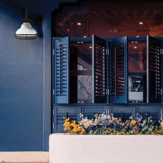 NEWBRIDGE 1LT SM OUTDOOR WALL