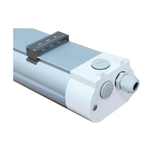 4' LED TRI-PROOF W/SENSOR