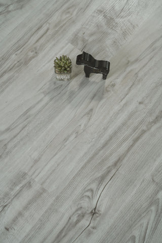 Luxury Vinyl Flooring 7 x 48 x 5.5mm 12 mil in Weathered Grey