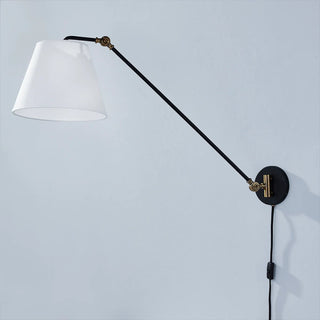 Navin Plug-in Sconce