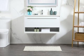 40 inch Single bathroom vanity in white with backsplash